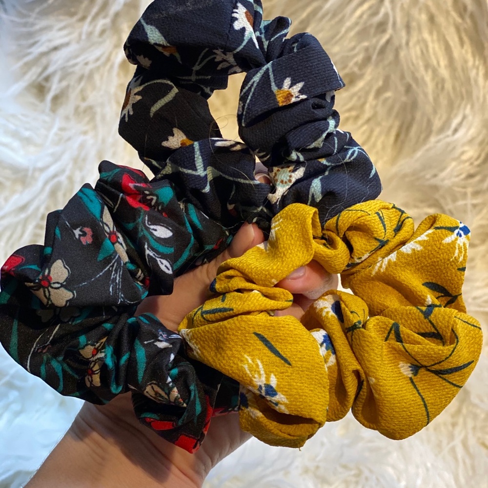 Scrunch is bundle🌼 - Picture 2 of 2